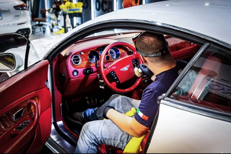 2005 Bentley Continental GT 1st Gen - Image 9 of 13