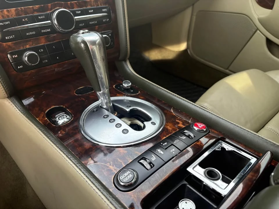 2005 Bentley Continental GT 1st Gen - Image 14 of 19