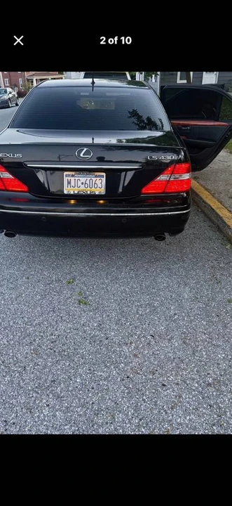 2005 Lexus LS 3rd Gen - Image 9 of 10