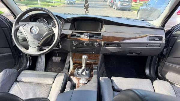 2005 BMW E60 545i & 550i Sedan - Image 3 of 10