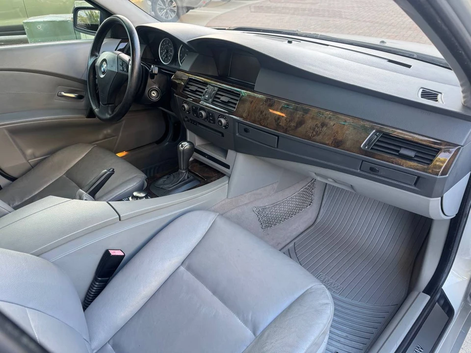 2005 BMW E60 5 Series Sedan - Image 13 of 17