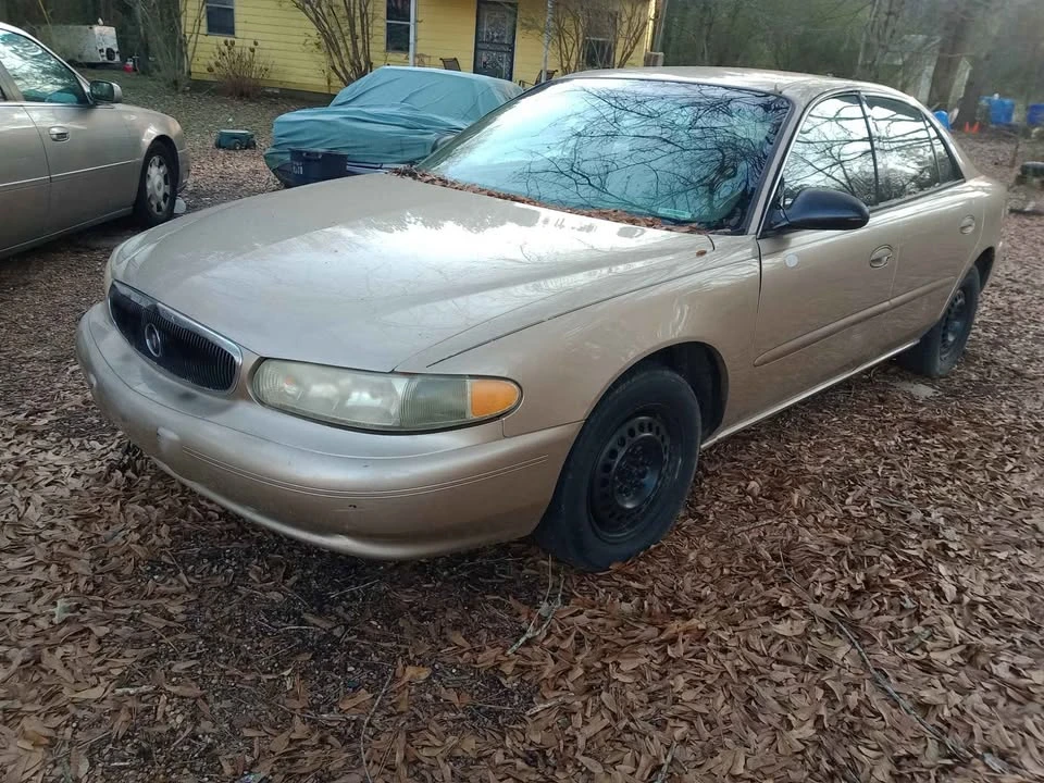 2005 Buick Century - Image 2 of 3