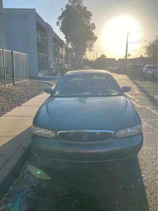 2005 Buick Century - Image 2 of 10