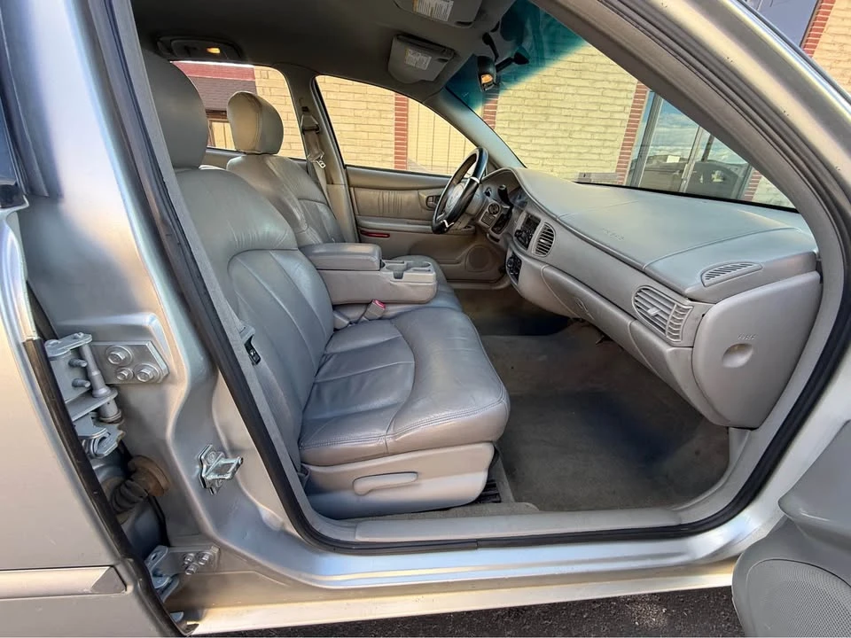 2005 Buick Century - Image 13 of 17