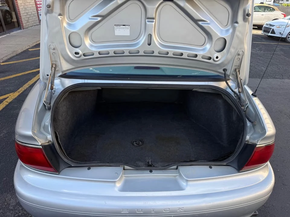 2005 Buick Century - Image 17 of 17