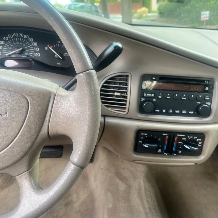 2005 Buick Century - Image 10 of 16