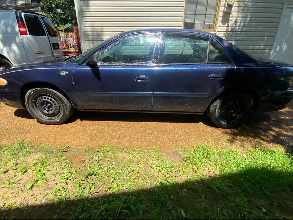2005 Buick Century - Image 2 of 7
