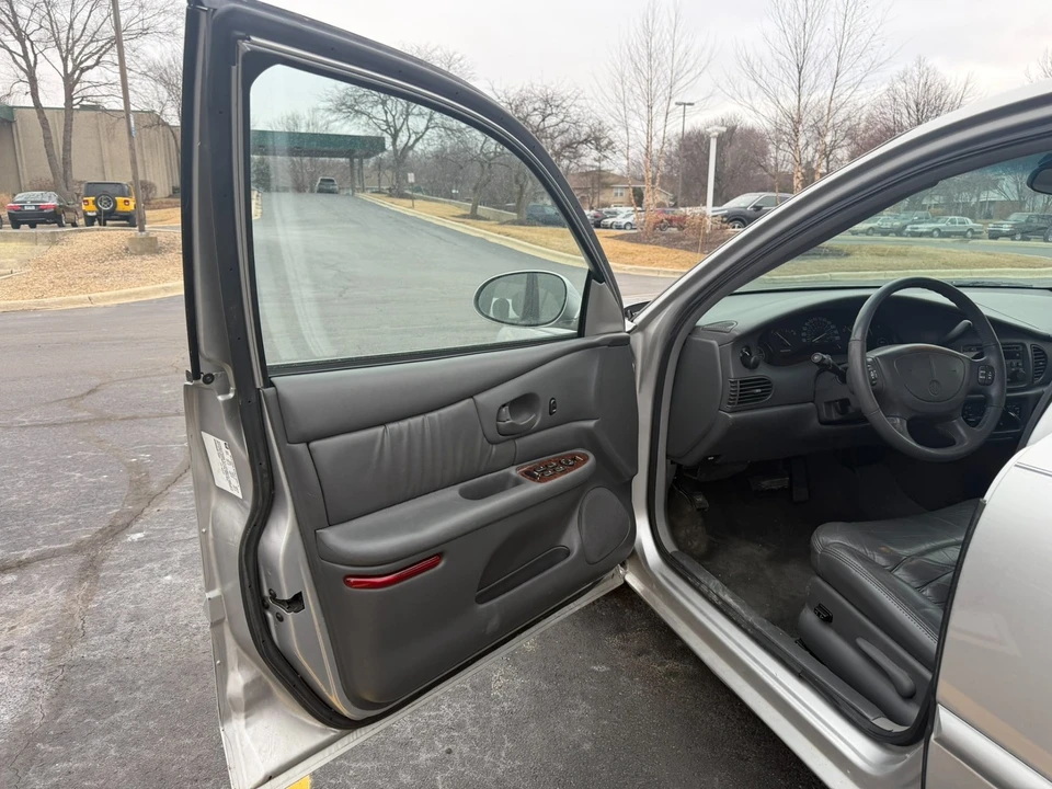 2005 Buick Century - Image 6 of 21
