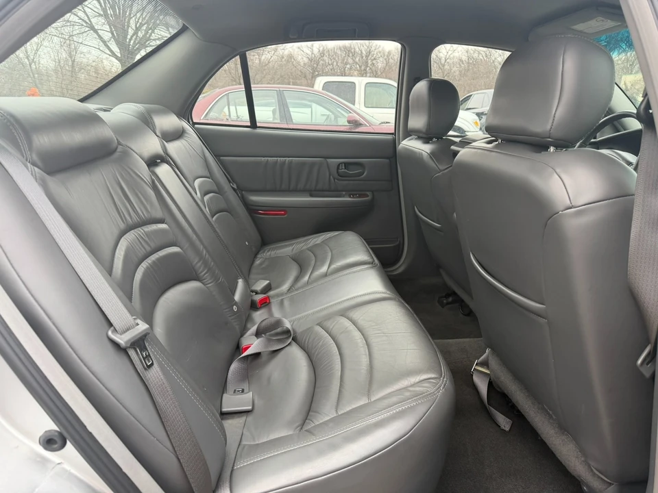 2005 Buick Century - Image 19 of 21