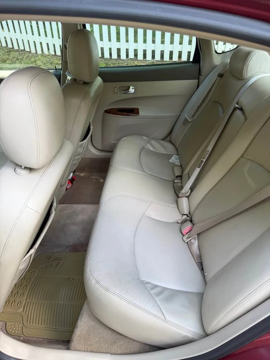 2005 Buick LaCrosse - Image 9 of 12