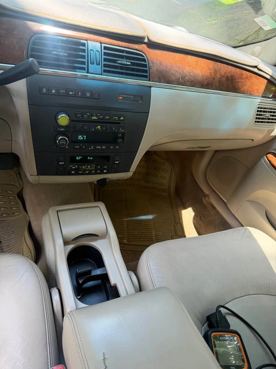 2005 Buick LaCrosse - Image 11 of 12