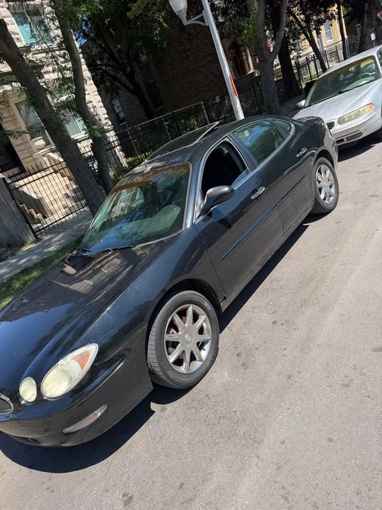 2005 Buick LaCrosse - Image 2 of 7