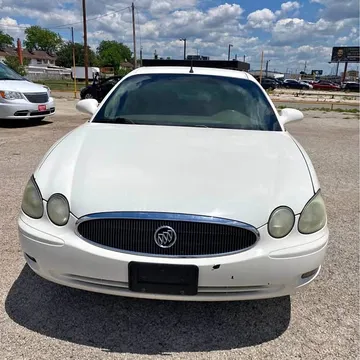 2005 Buick LaCrosse Essence Sedan 4D