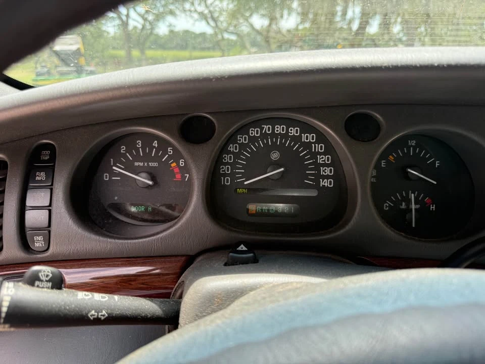 2005 Buick LeSabre - Image 10 of 10