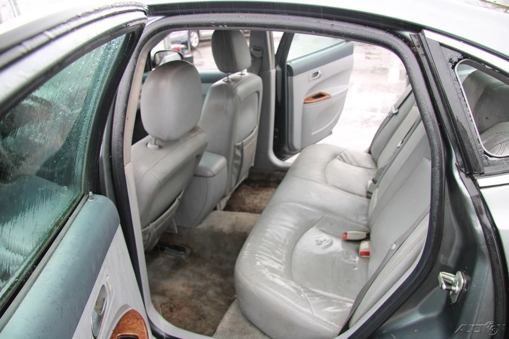 2005 Buick LaCrosse - Image 20 of 21