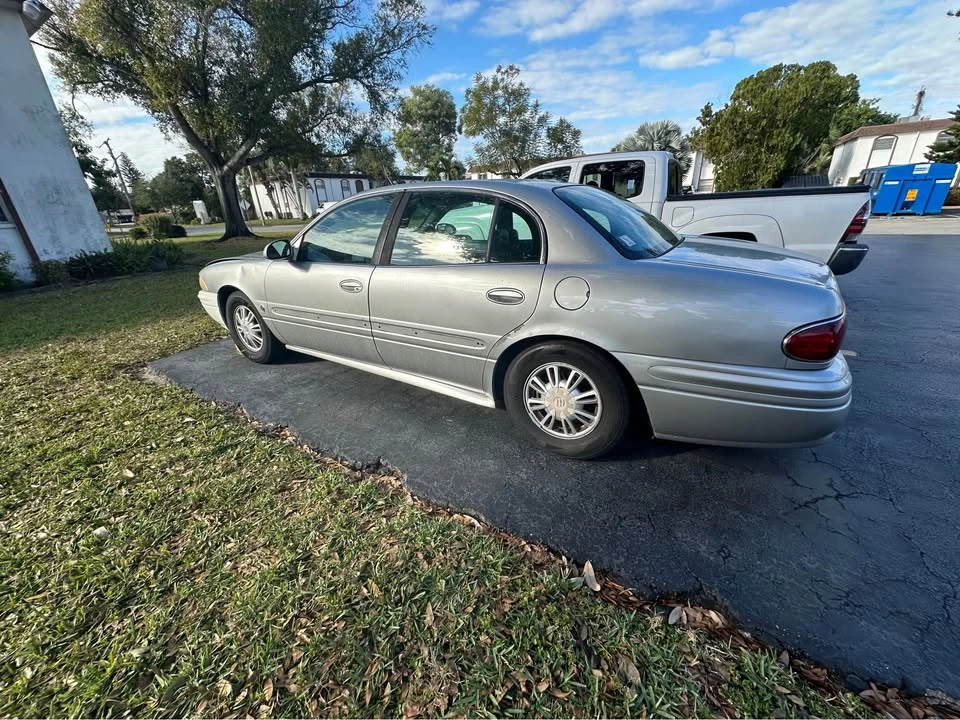 2005 Buick LeSabre - Image 4 of 12