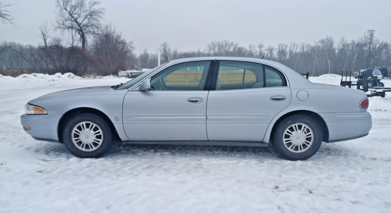 2005 Buick LeSabre - Image 2 of 20