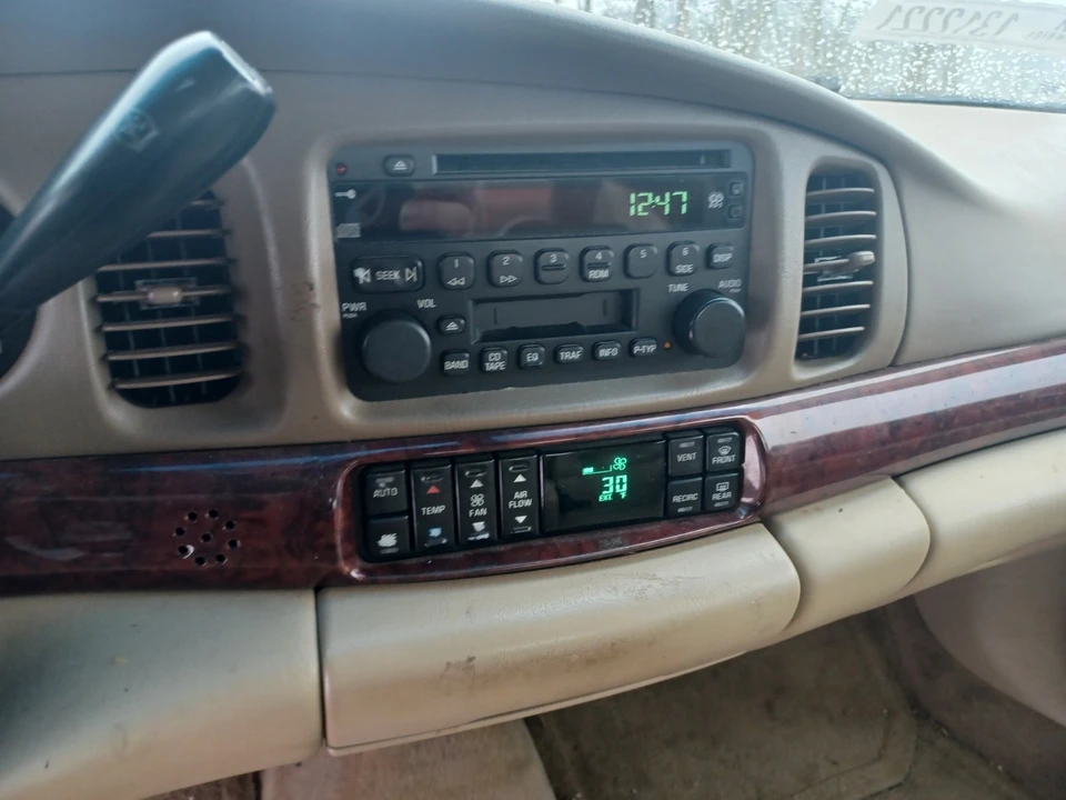 2005 Buick LeSabre - Image 10 of 20