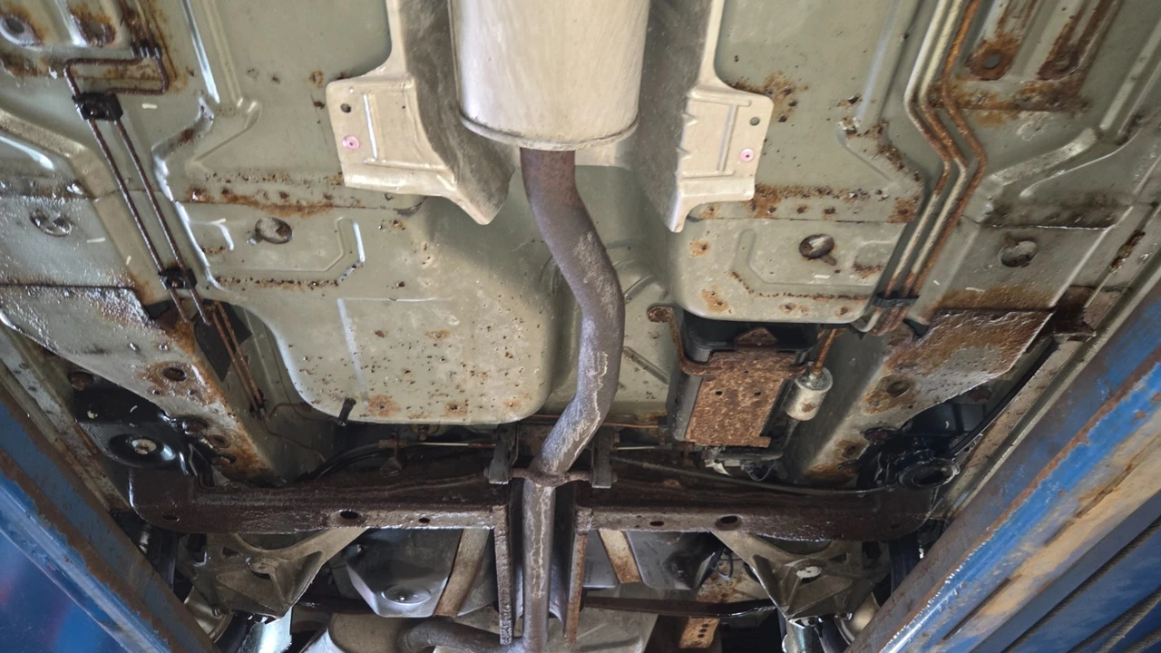 2005 Buick LeSabre - Image 17 of 20