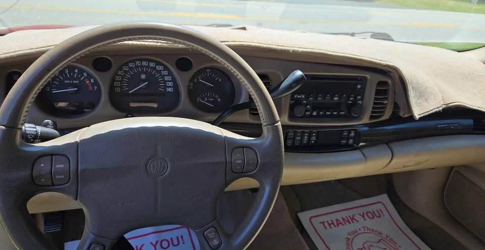 2005 Buick LeSabre - Image 8 of 10
