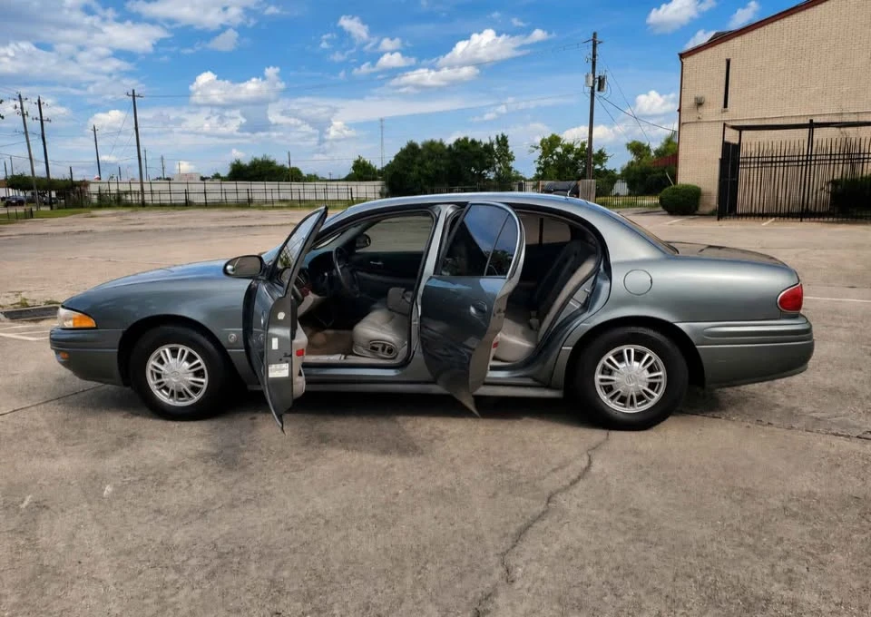 2005 Buick LeSabre - Image 2 of 10