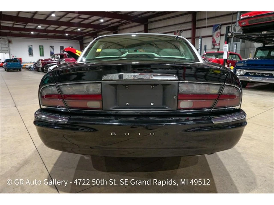 2005 Buick Park Avenue - Image 7 of 31