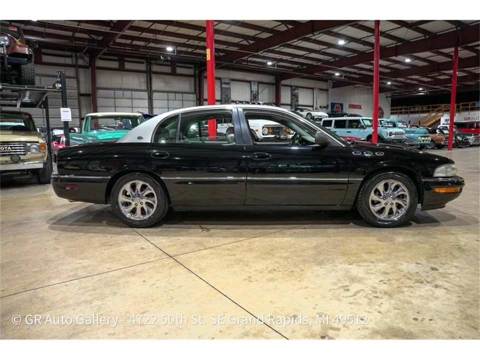 2005 Buick Park Avenue - Image 10 of 31