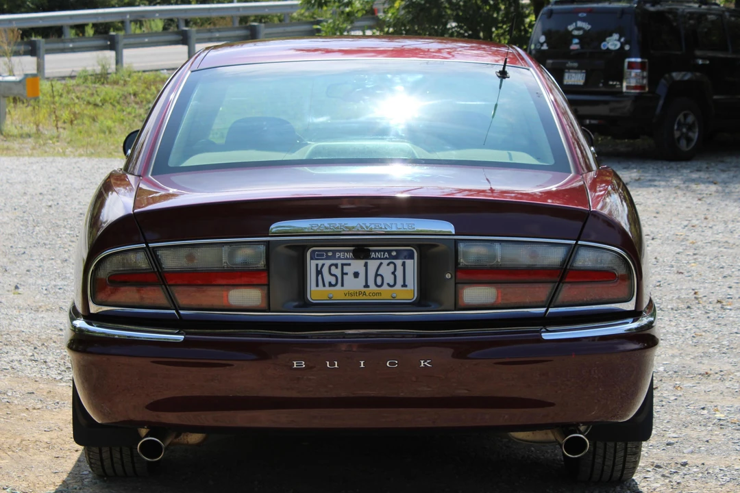 2005 Buick Park Avenue - Image 5 of 5