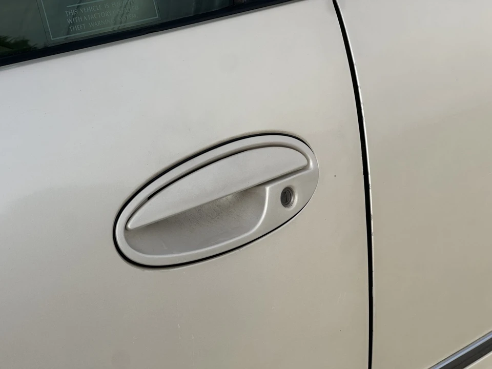2005 Buick Park Avenue - Image 20 of 31