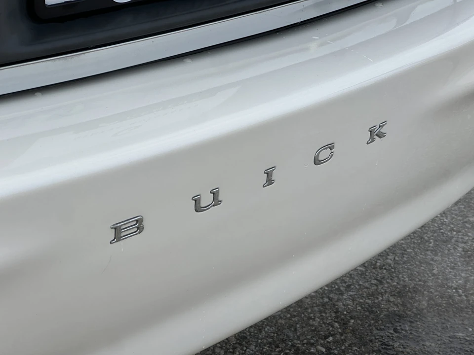 2005 Buick Park Avenue - Image 25 of 31