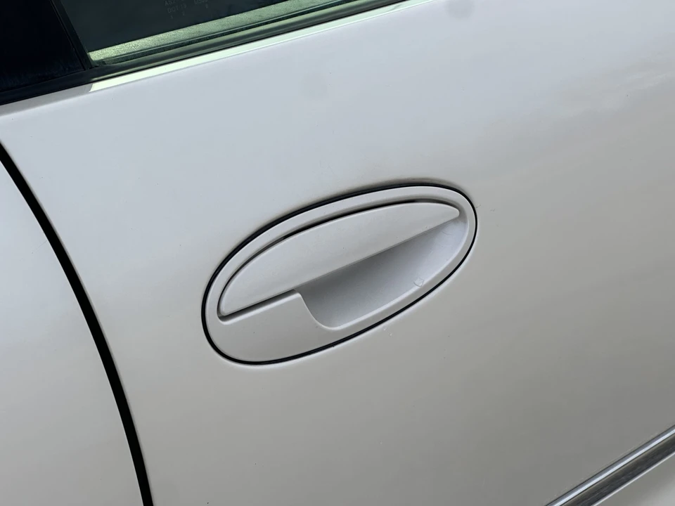 2005 Buick Park Avenue - Image 30 of 31