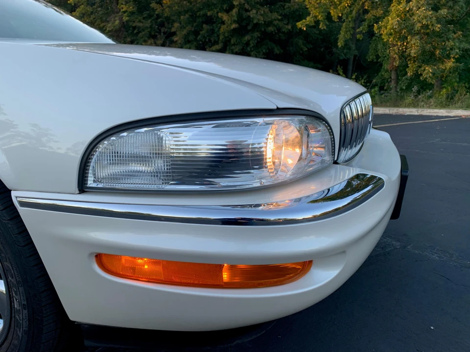 2005 Buick Park Avenue - Image 24 of 31