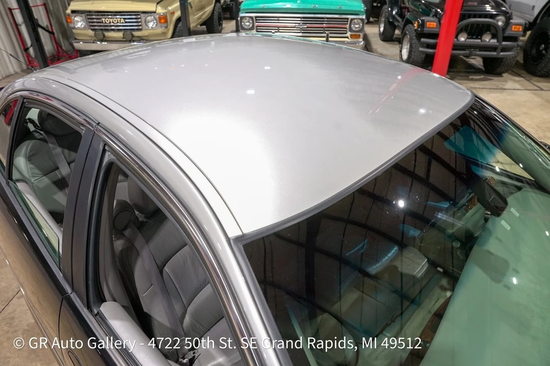 2005 Buick Park Avenue - Image 19 of 31