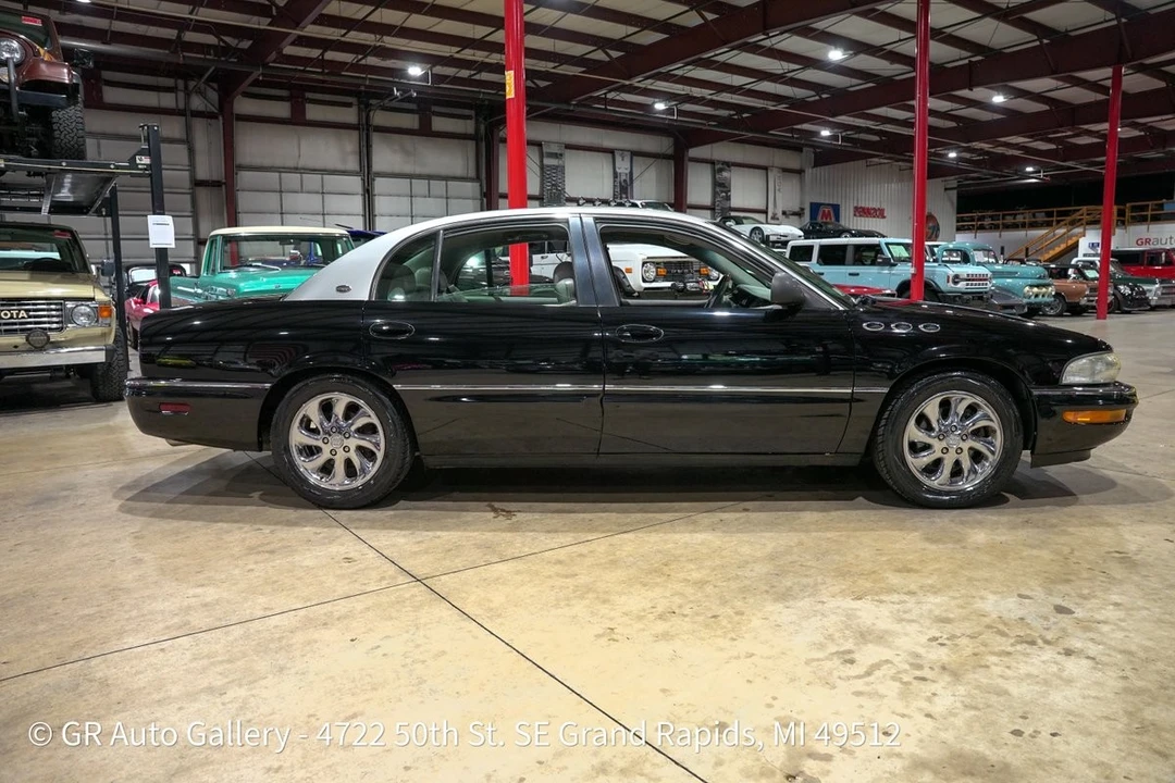2005 Buick Park Avenue - Image 10 of 31