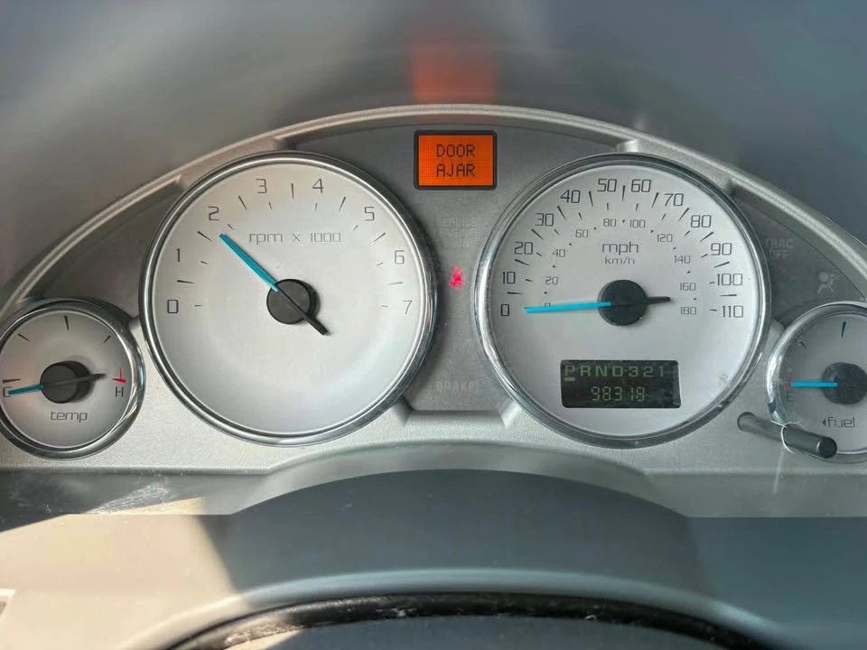 2005 Buick Rendezvous - Image 4 of 8