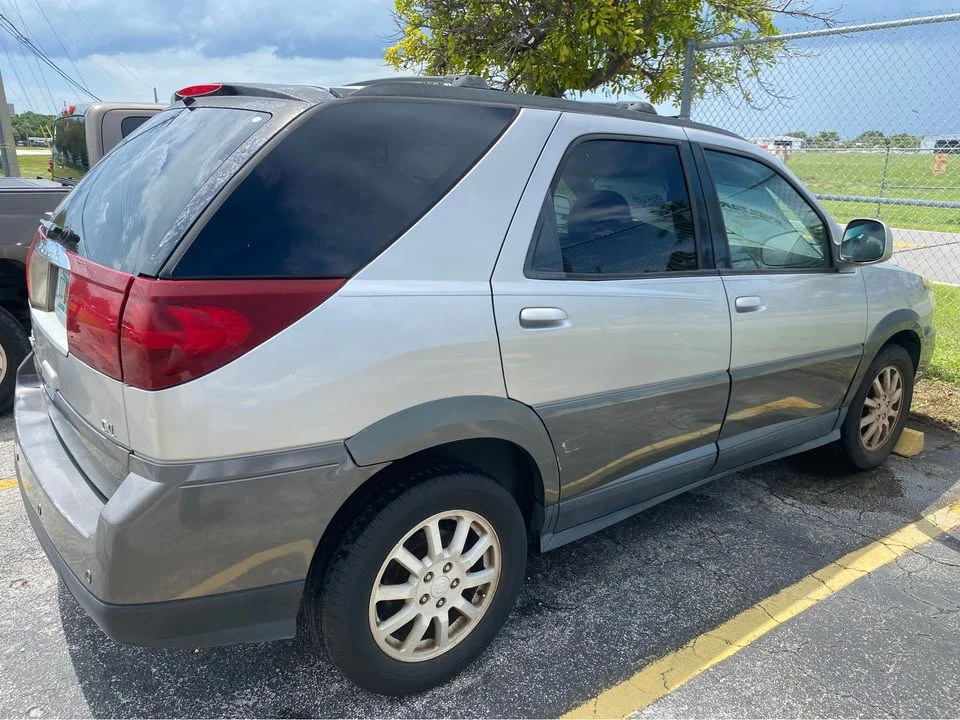 2005 Buick Rendezvous - Image 2 of 6