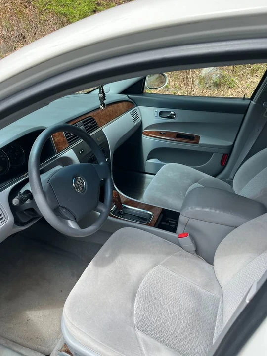 2005 Buick LaCrosse - Image 5 of 6