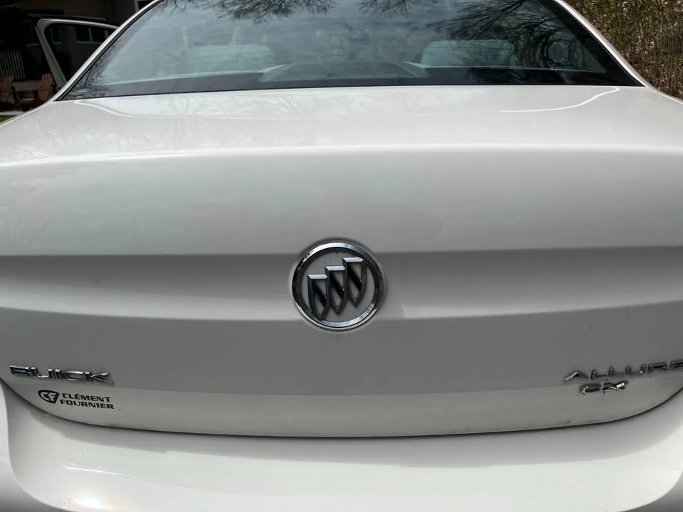 2005 Buick LaCrosse - Image 2 of 6