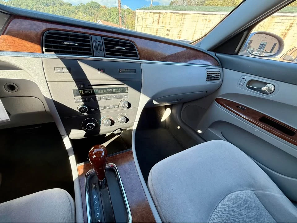 2005 Buick LaCrosse - Image 11 of 14