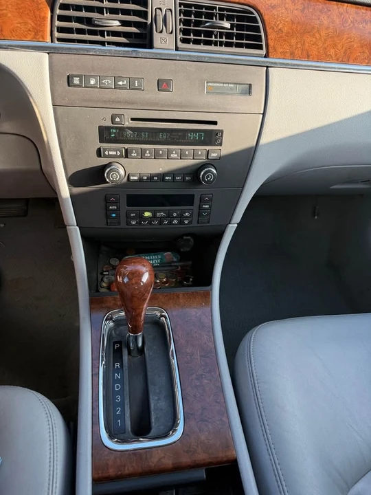 2005 Buick LaCrosse - Image 7 of 9