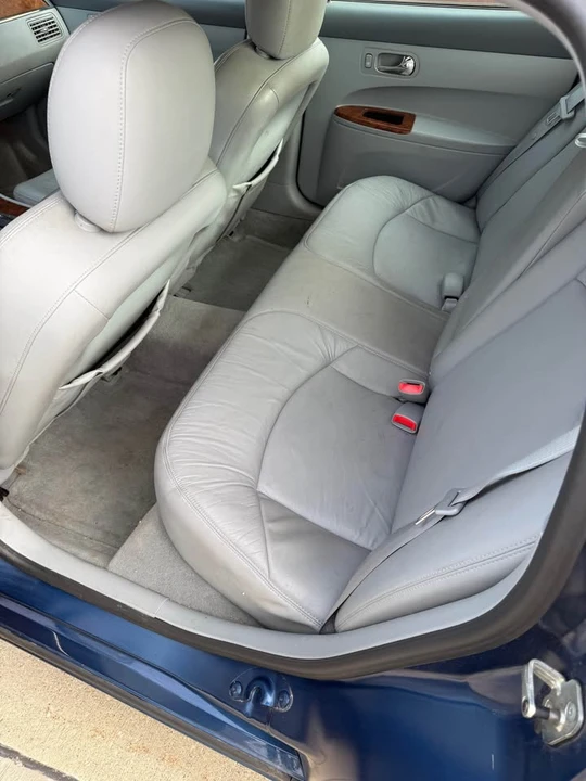 2005 Buick LaCrosse - Image 7 of 8