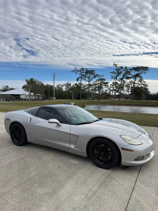 2005 Chevrolet Corvette C6 - Image 6 of 10