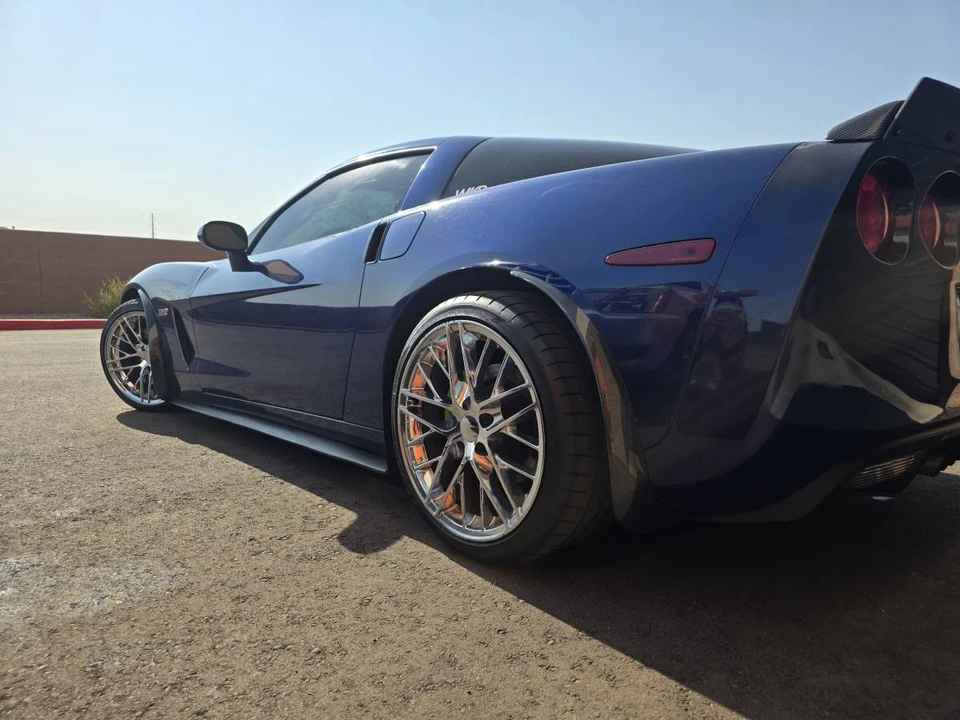 2005 Chevrolet Corvette C6 - Image 2 of 12