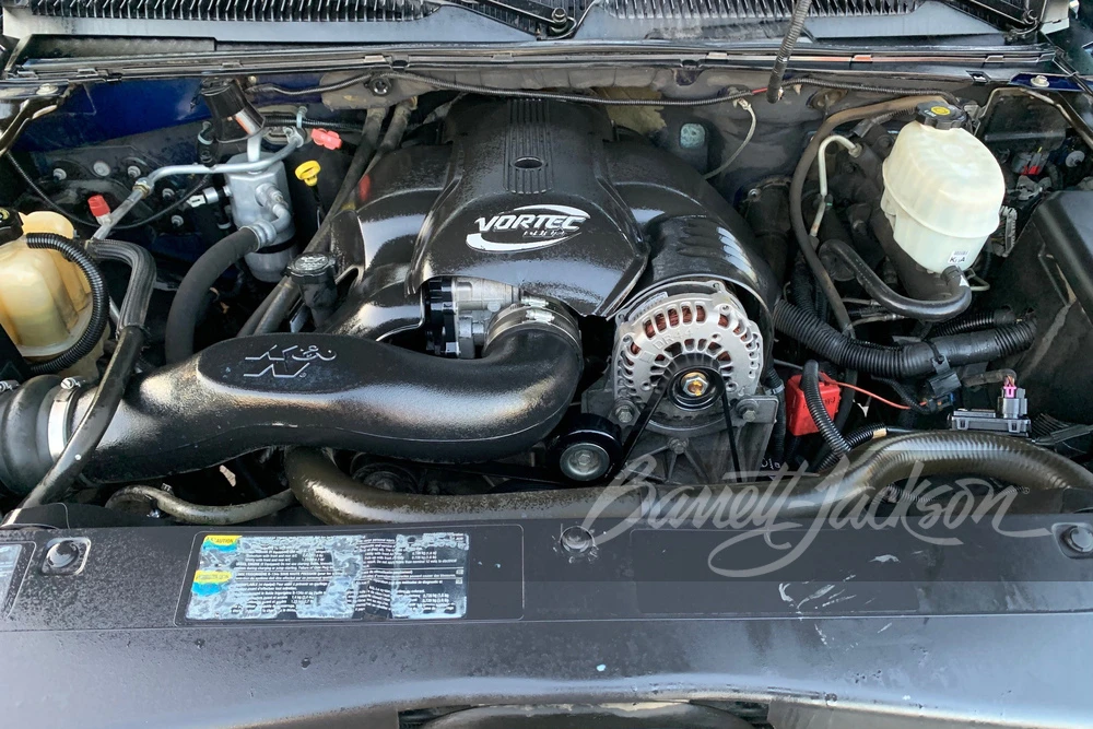 2005 Cadillac Escalade & EXT 2nd Gen - Image 2 of 17
