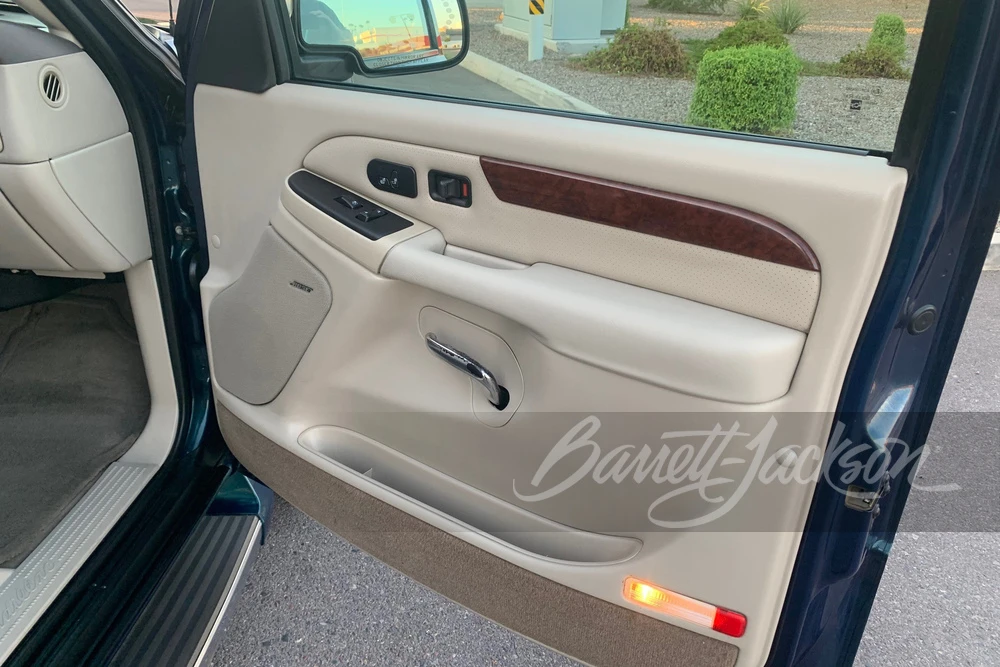 2005 Cadillac Escalade & EXT 2nd Gen - Image 9 of 17