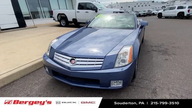 2005 Cadillac XLR - Image 3 of 31