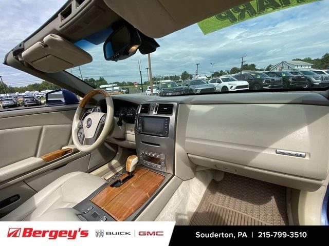 2005 Cadillac XLR - Image 31 of 31