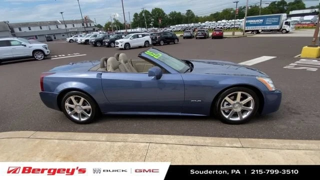 2005 Cadillac XLR - Image 10 of 31