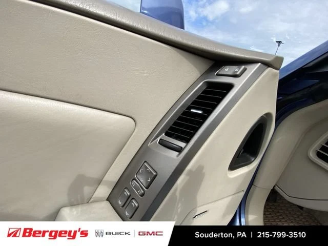 2005 Cadillac XLR - Image 25 of 31
