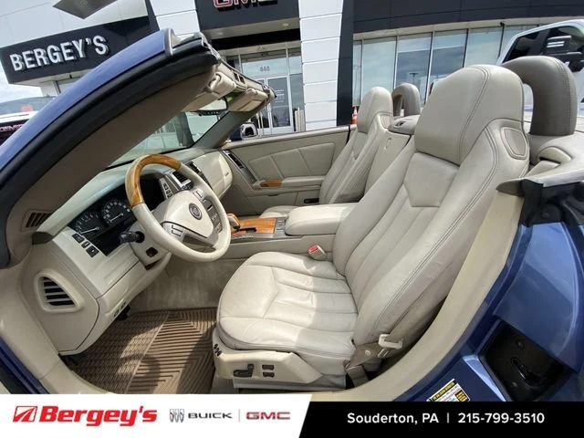 2005 Cadillac XLR - Image 21 of 31